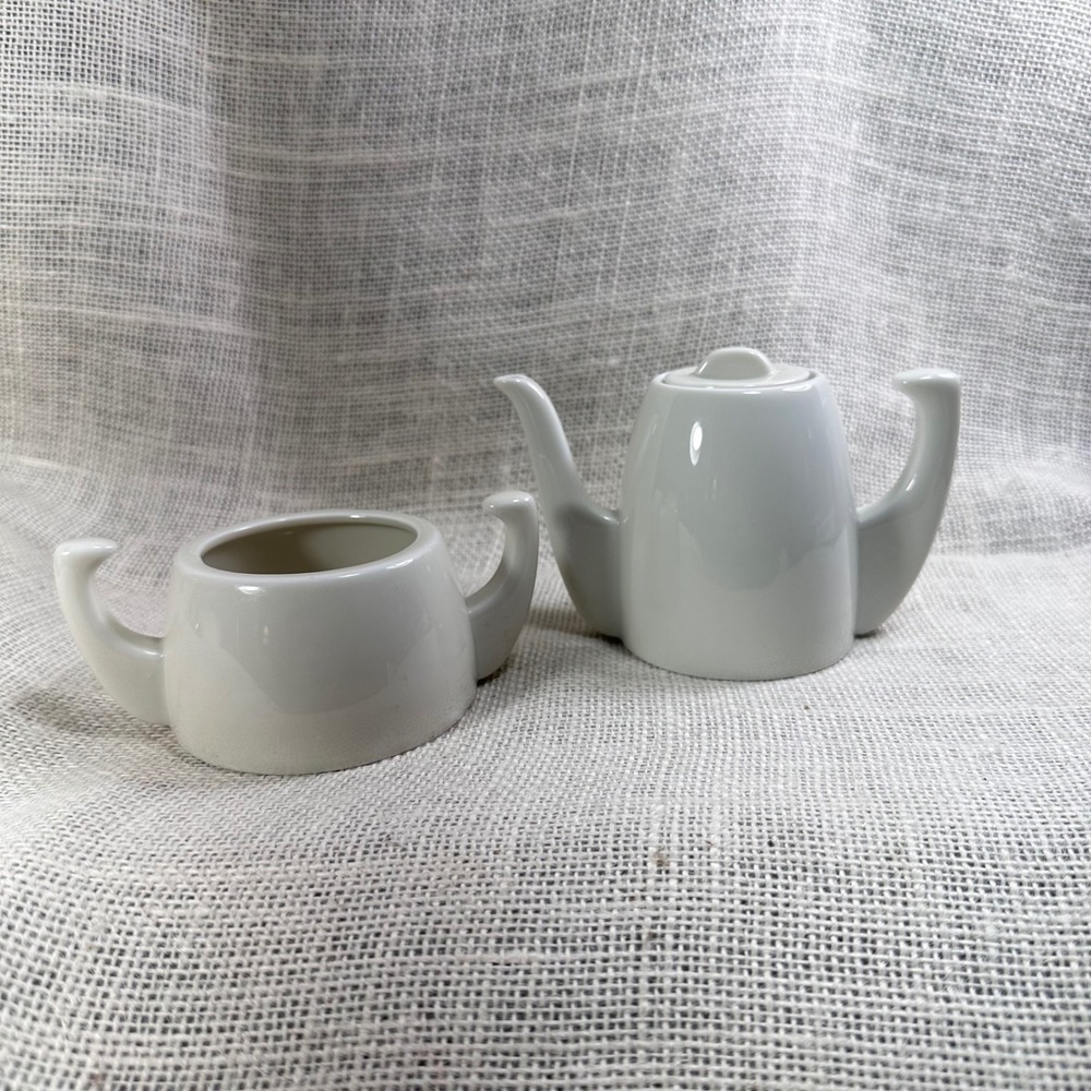 Vintage White Porcelain Teapot Sugar Bowl Set Modern Minimalist Glossy 5451